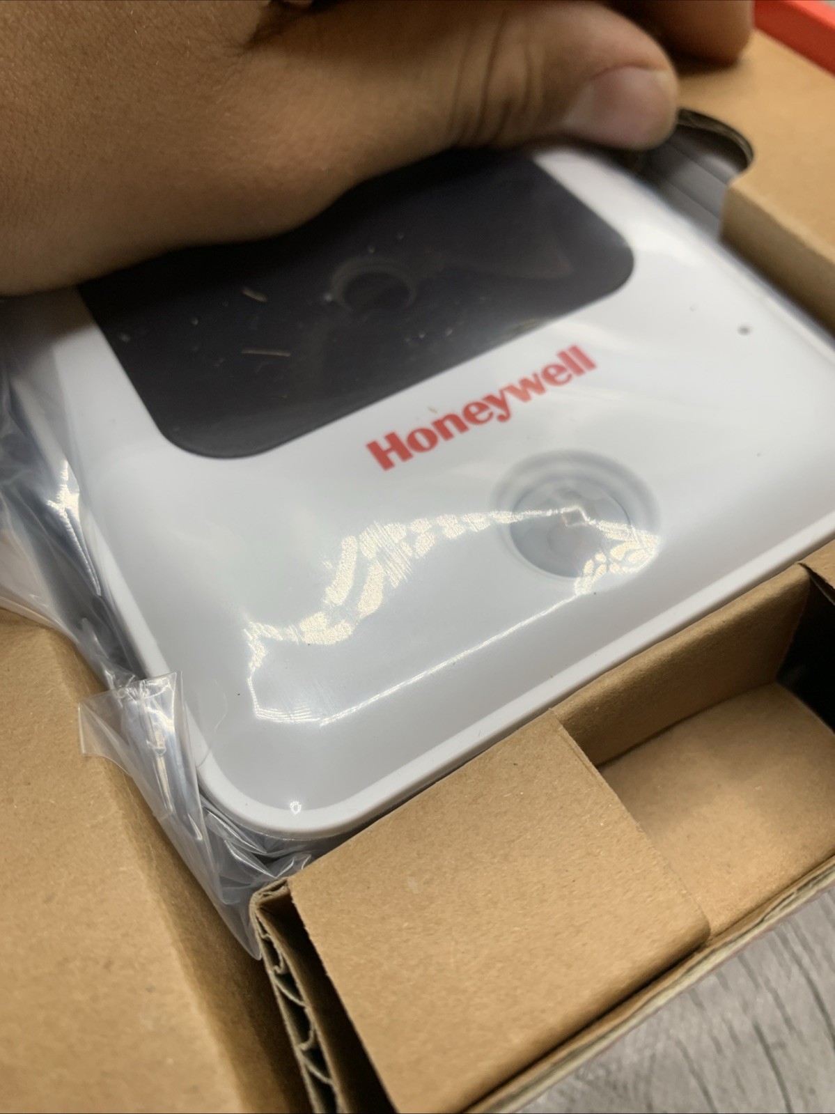 Honeywell iPCAM-WO Color IP Wireless Outdoor Security Camera White
