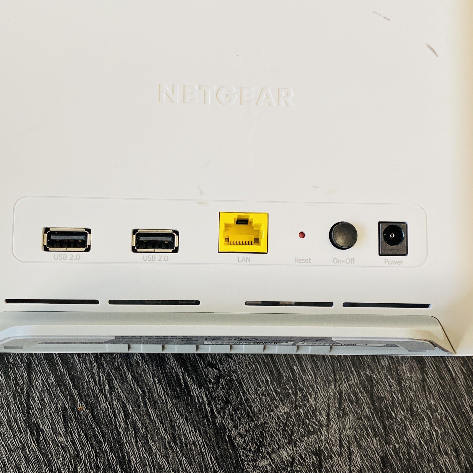 Netgear Arlo VMB3000 Smart Home Base Station With AC Power Adapter