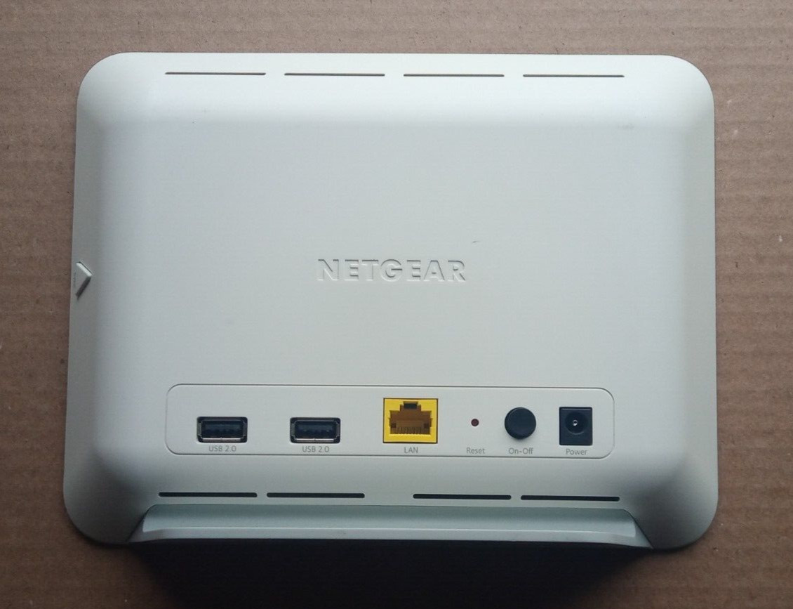 NETGEAR VMB3000 Arlo Base Station with Ethernet Cable and Power Adapter