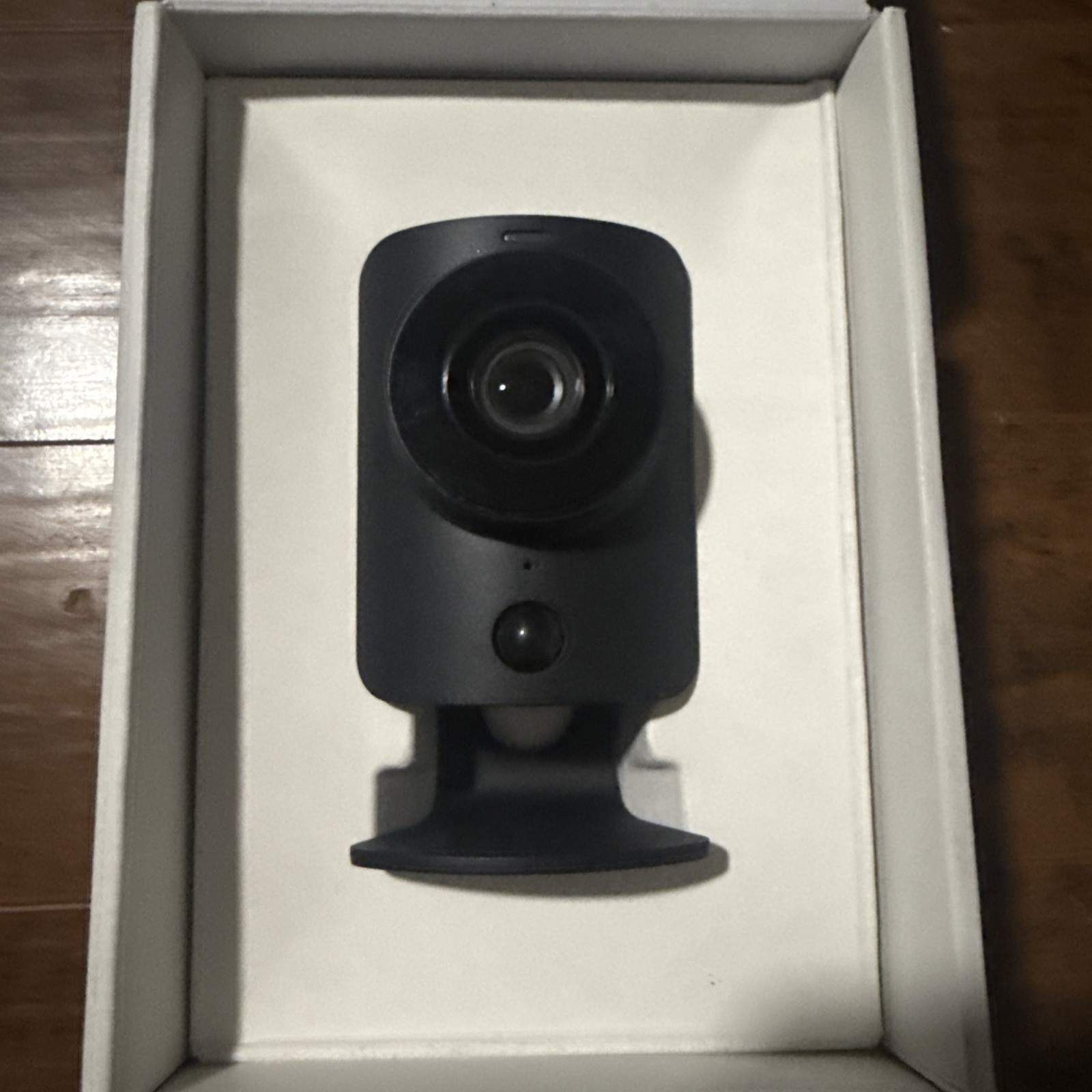 SimpliSafe SimpliCam SSCM2 Indoor Security Camera