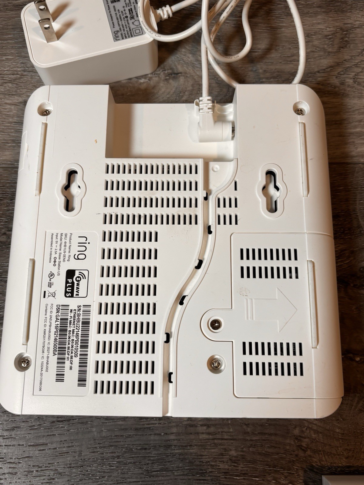 Ring Base Station US 4HB1U9-0EN0 & Keypad 5AT2S7 Bridge 2nd Generation Untested
