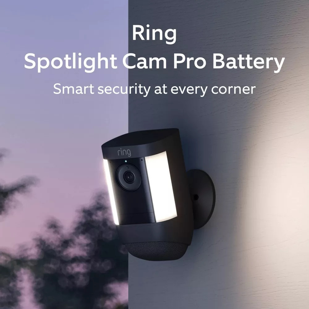 Ring Spotlight Cam Pro Plug-In 2K Video Dual-Band WiFi 3D Motion Black Excellent