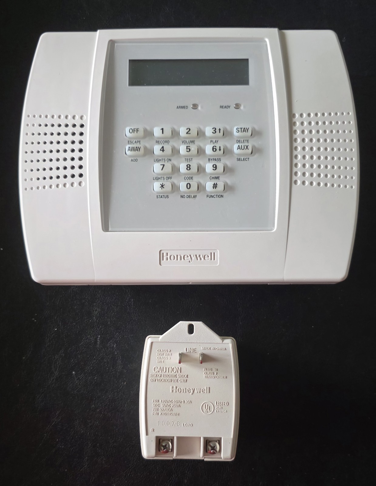 Honeywell L3000 LYNX Plus – Burglar Security Alarm Control Panel