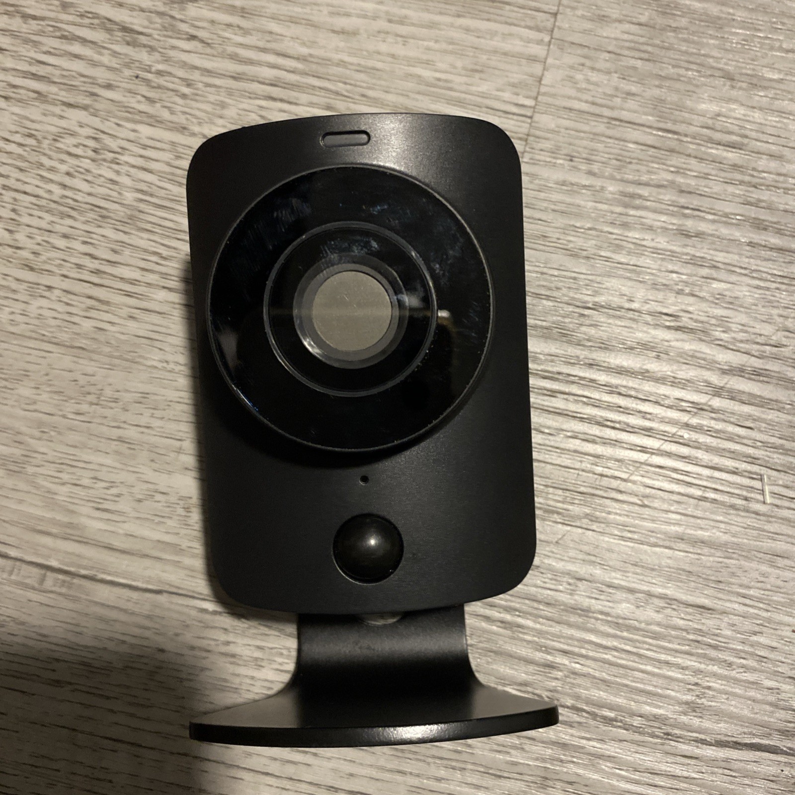 SimpliSafe SimpliCam 1080p Indoor Camera, (Black, SSCM2)