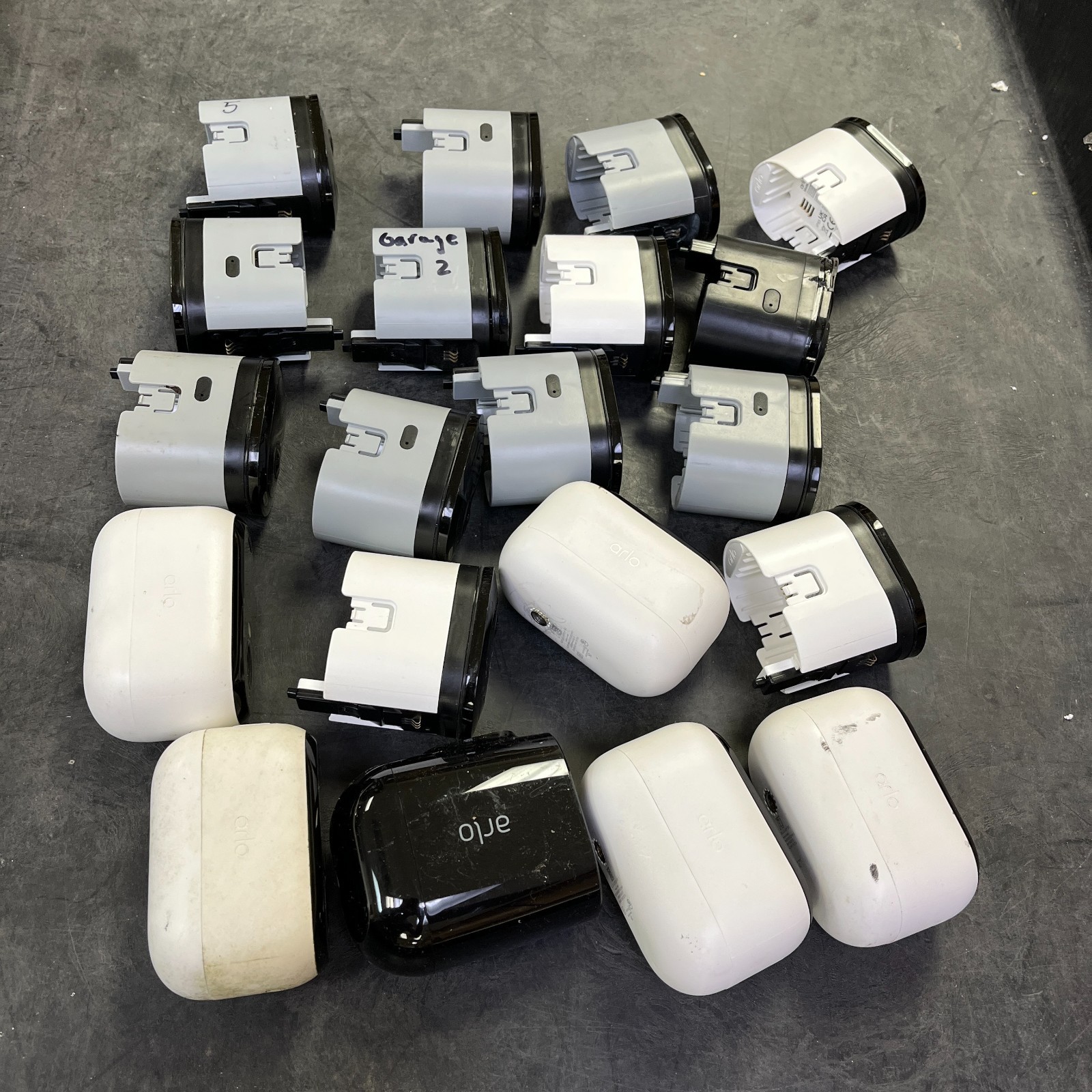 ARLO different cameras (Lot of 20) FOR PARTS!
