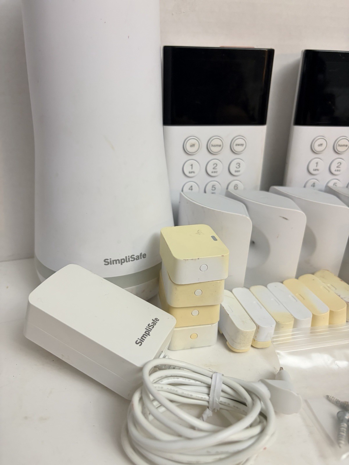 Complete SimpliSafe Gen 3 Home Security System Bundle – Base, 2 Keypads, Sensors