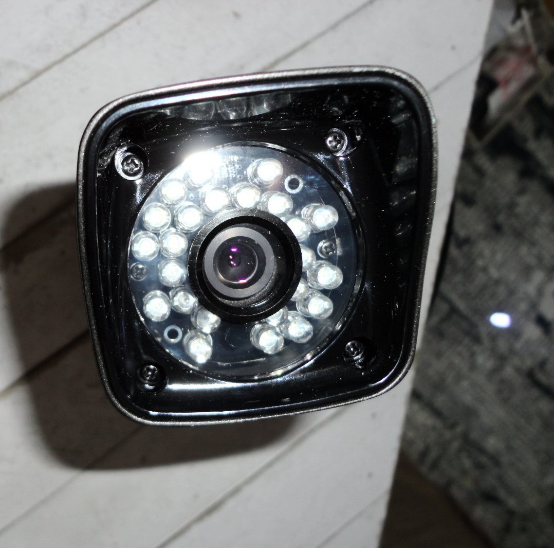 Night Owl HD Analog Day Night Security Add-on Camera CM-724-TU w/ BNC Cable