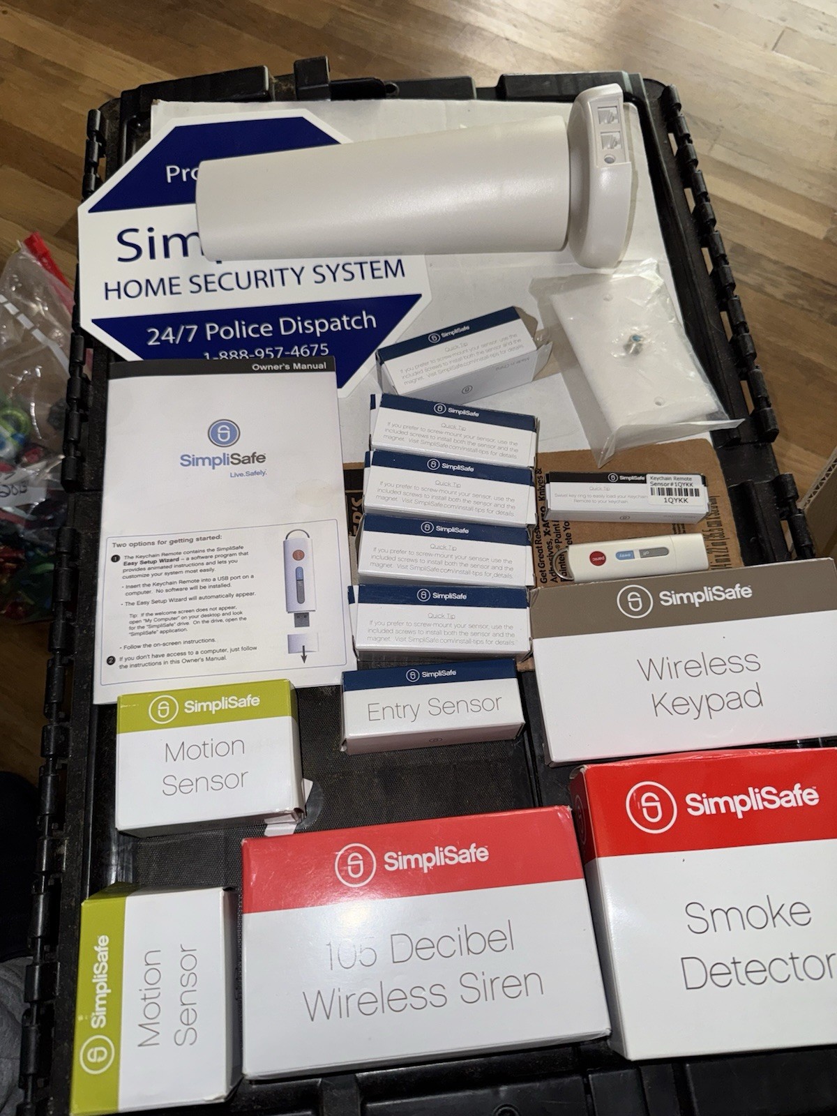 SimpliSafe Wireless Home Security Alarm basic components bundle