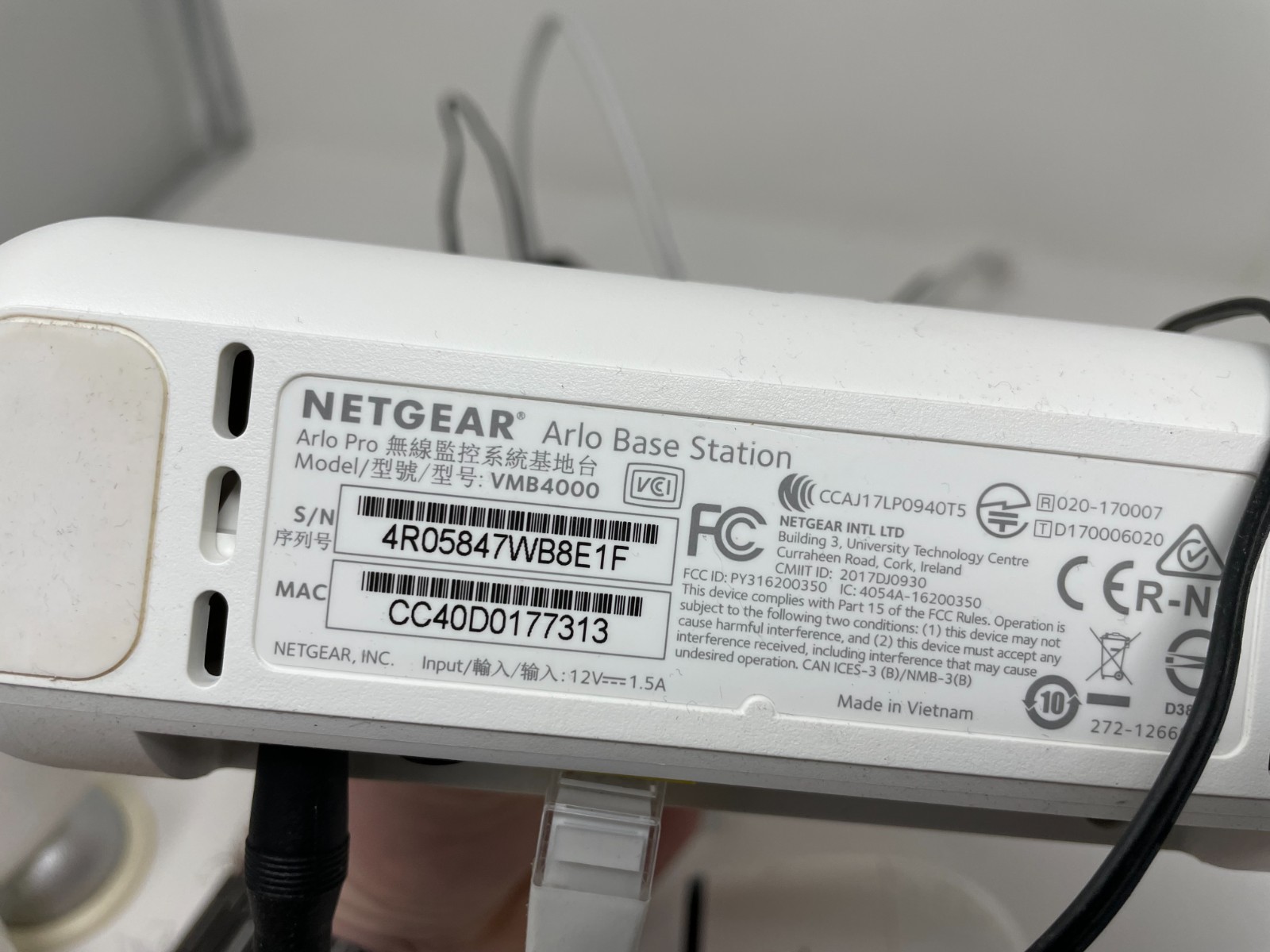 Netgear Arlo Base Station With 4 Cameras VMB4000 W/power Cord & Ethernet