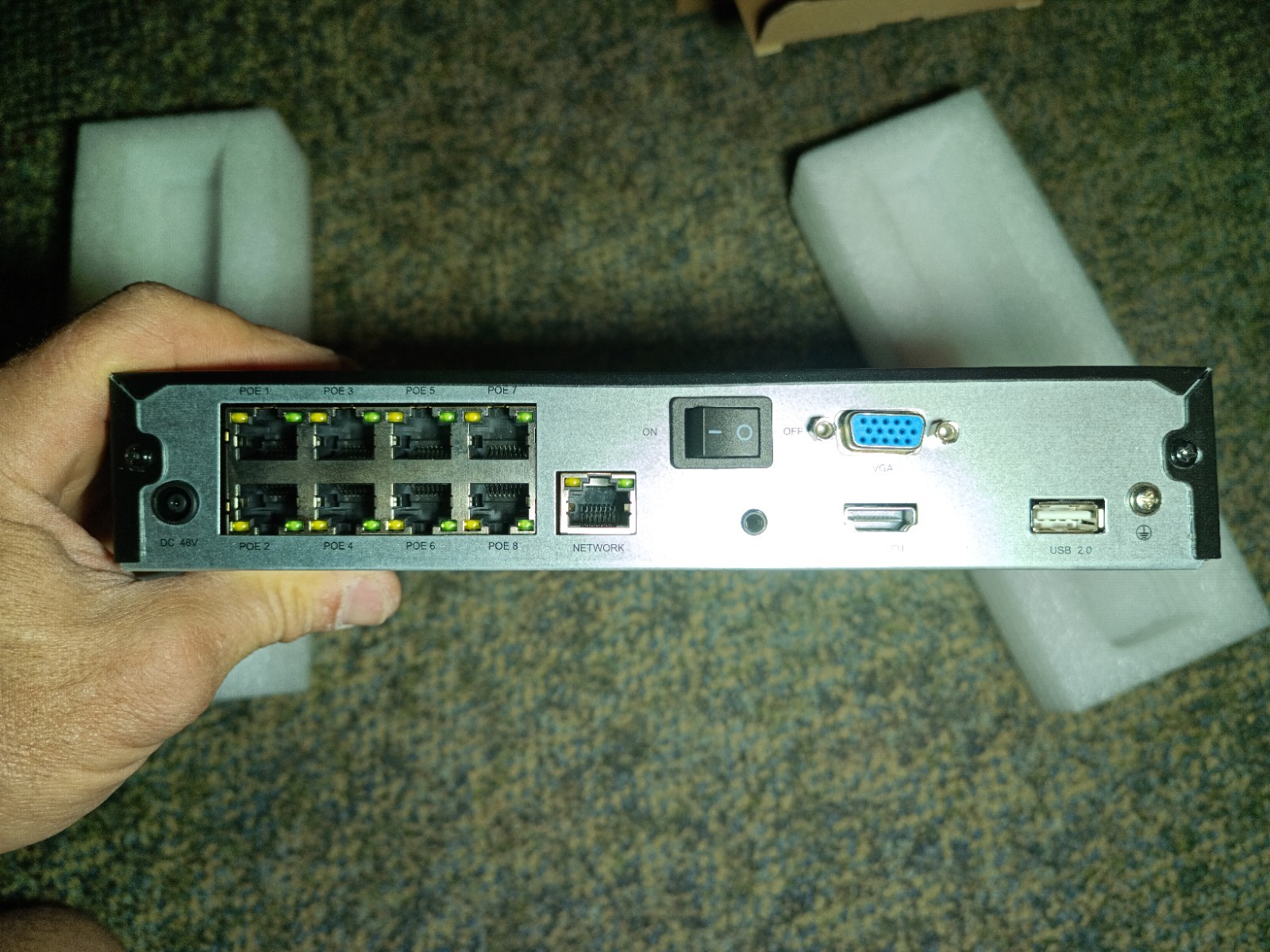 NIB Zosi 8HQ-4295B4-20-US POE 8 Chan (4)5MP Cameras With 4K NVR & Patch Cables