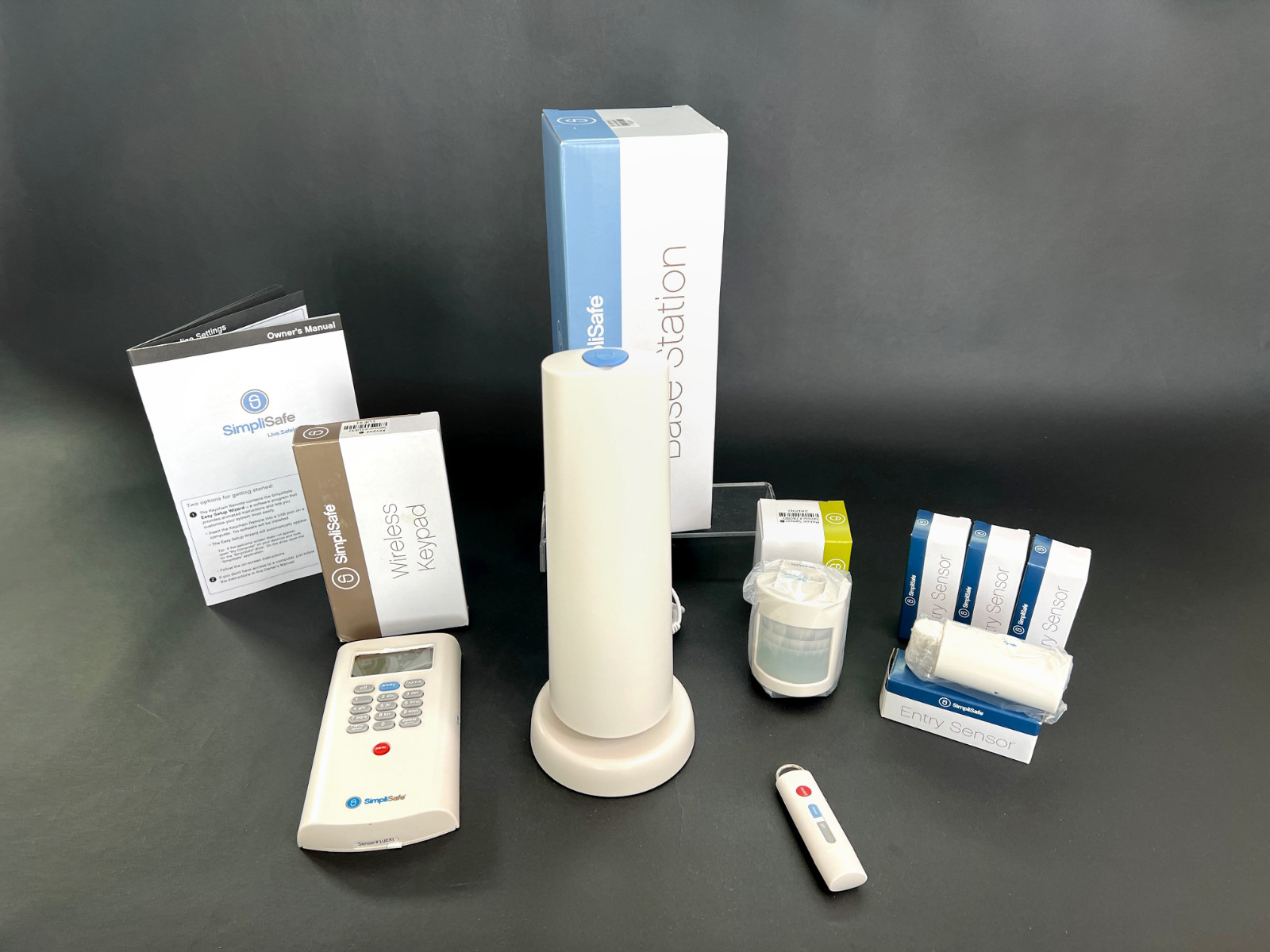 SimpliSafe 8 Piece Wireless 1st Generation Home Security Alarm System Bundle