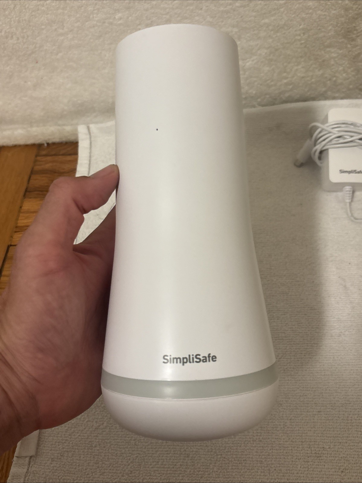 SIMPLISAFE 3RD GEN BASE STATION HOME SECURITY W KEYPAD SSKP3 WORKS! READ DESC