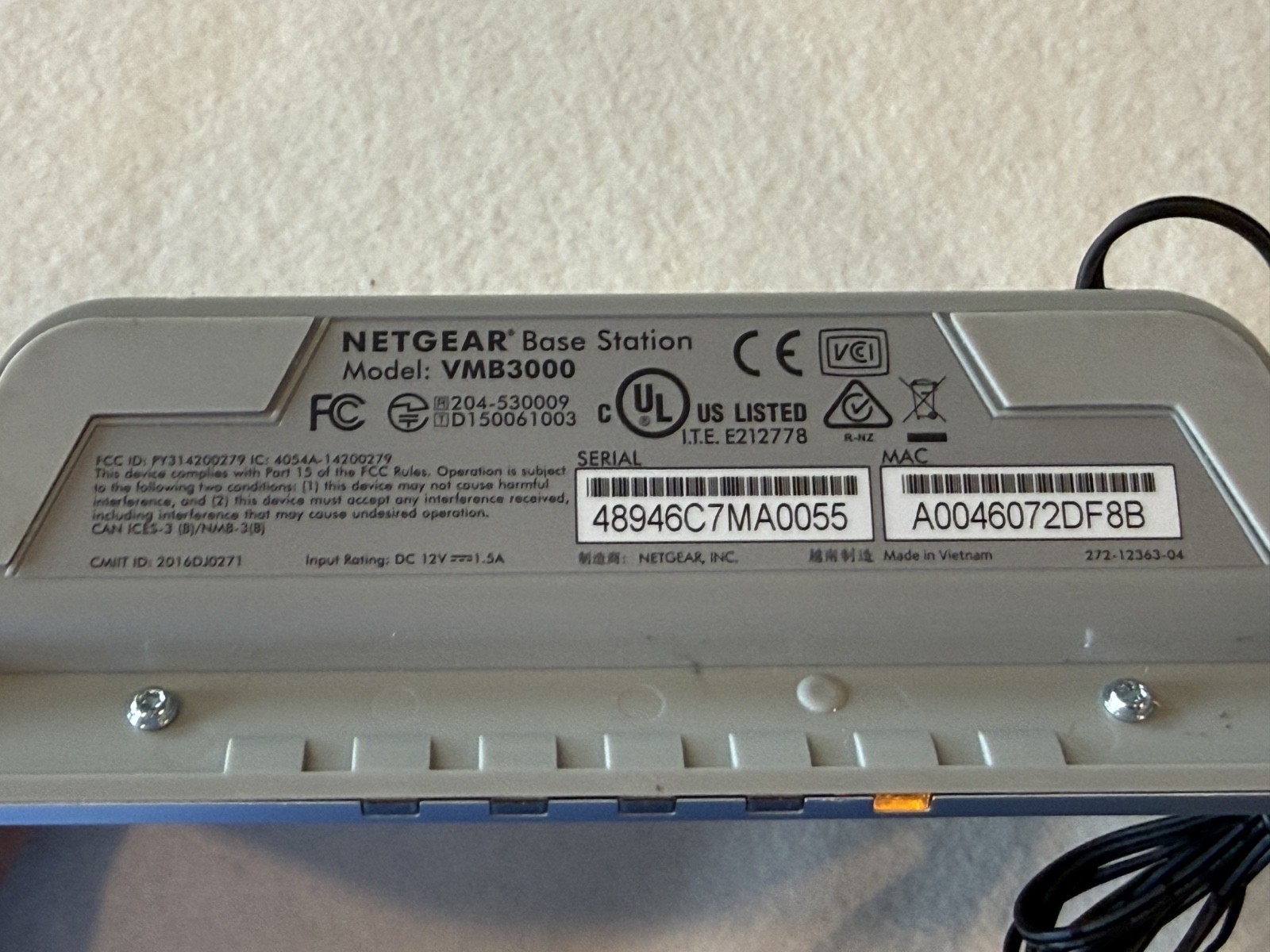 NETGEAR ARLO Base Station Wireless Wi-Fi VMB3000 Hub w/ 2 Cameras