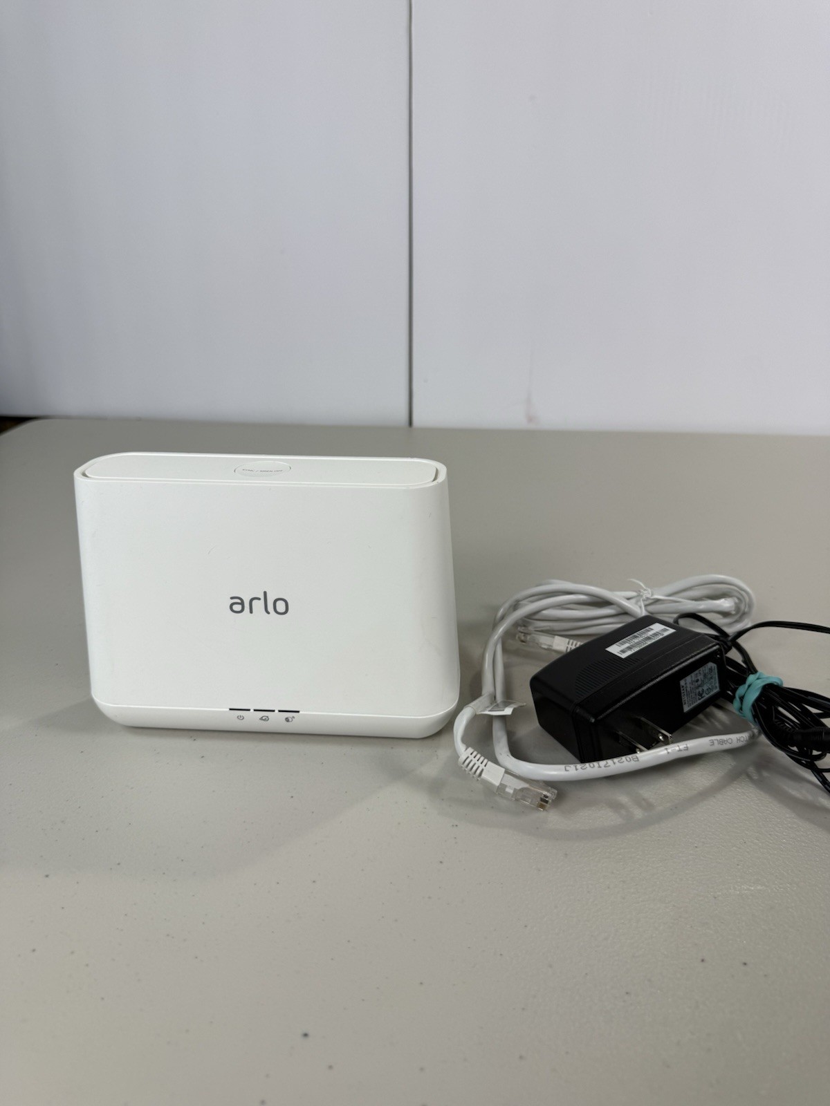 ARLO PRO BASE STATION VMB4000 – With Power Supply And Ethernet Cable