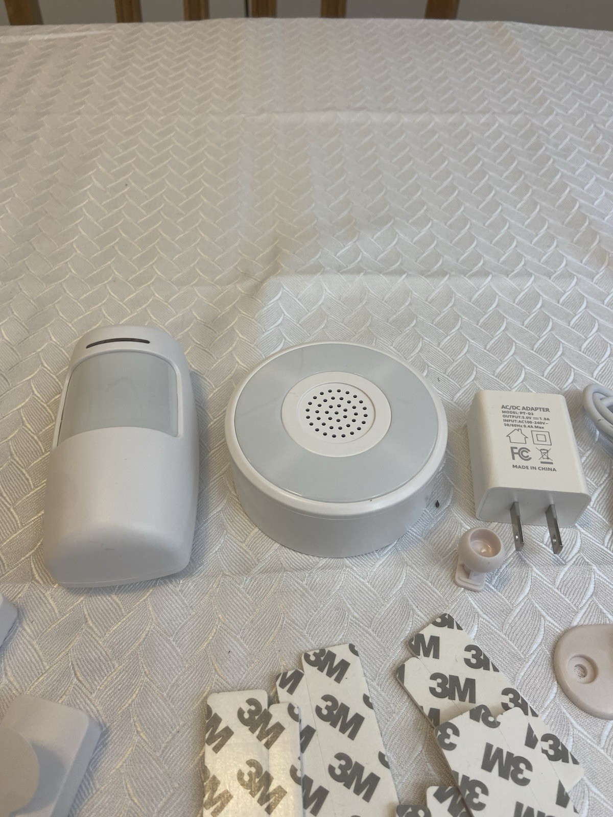SKK Home Security Kit NEVER INSTALLED 9-Piece Kit