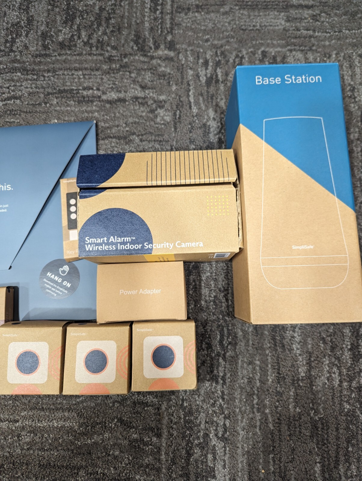 SimpliSafe 13-Piece Wireless Home Security System with HD Camera