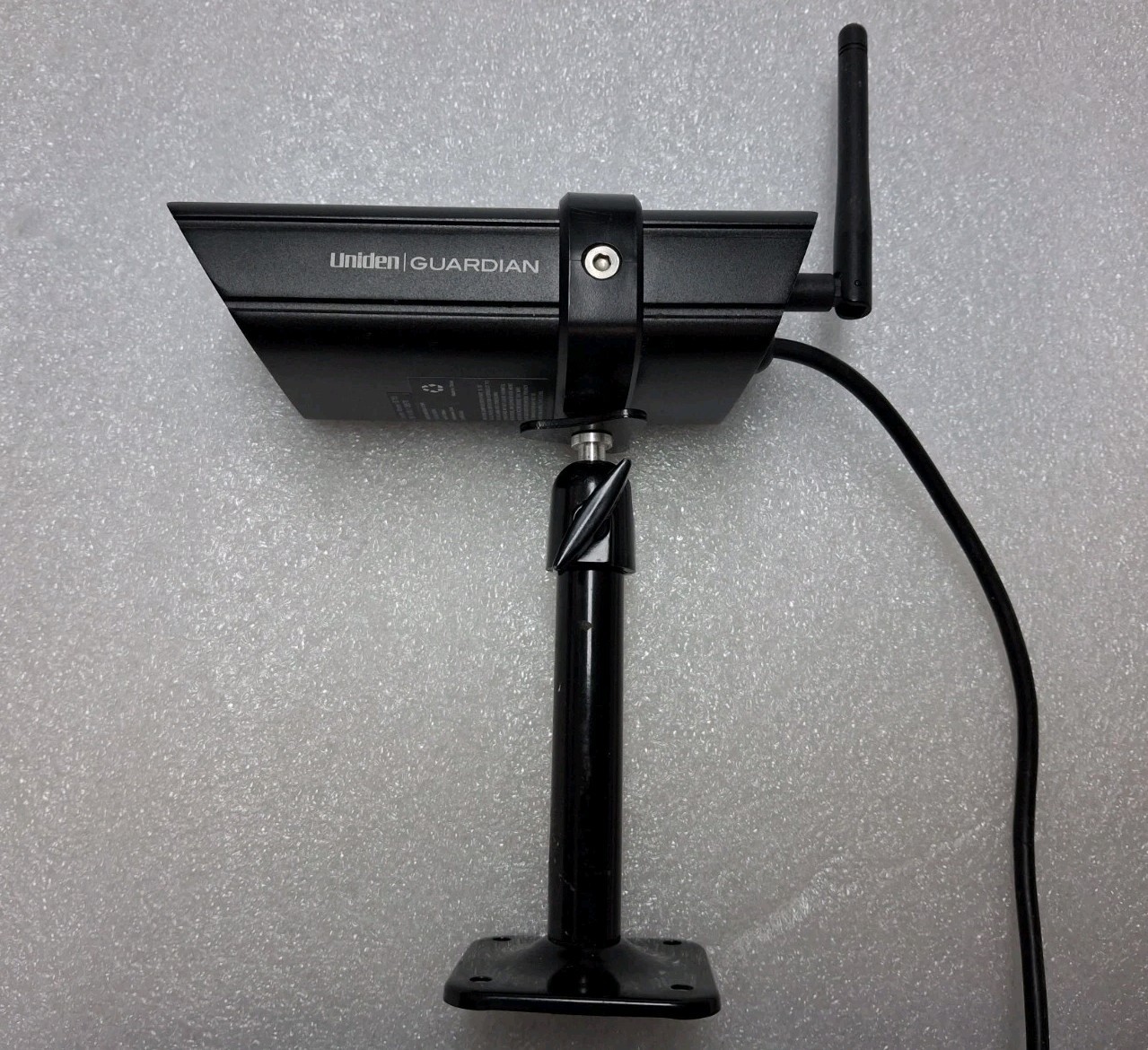 Uniden G755 Guardian Wireless Indoor/Outdoor Weather-proof Security Camera (A)
