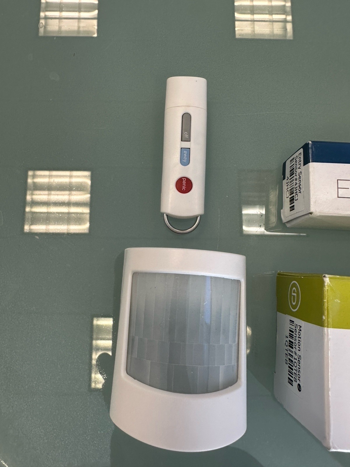 SimpliSafe 1st Gen Security System Complete 12 pieces Sensors, Panic, Motion