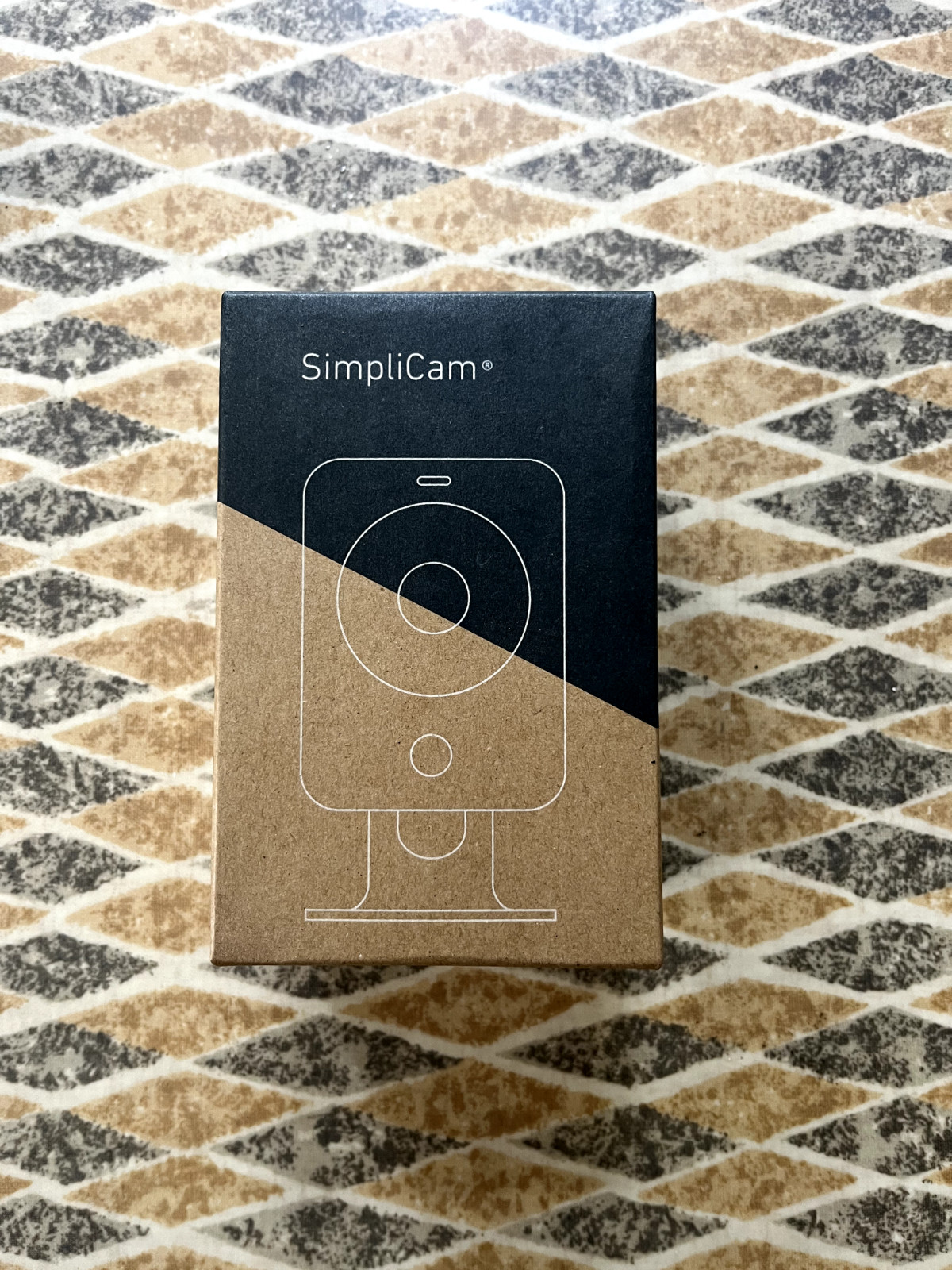 SimpliSafe SimpliCam Indoor Camera Wi-Fi HD Security Camera SSCM1 – NEW IN BOX!