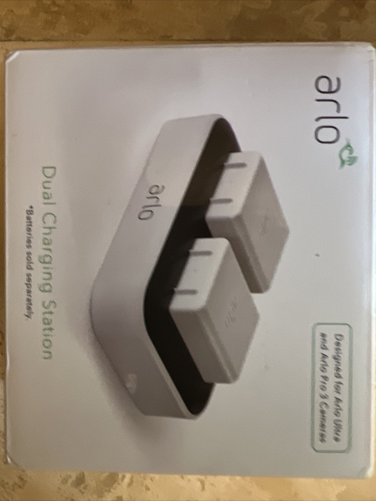 Arlo Dual Charging Station – White