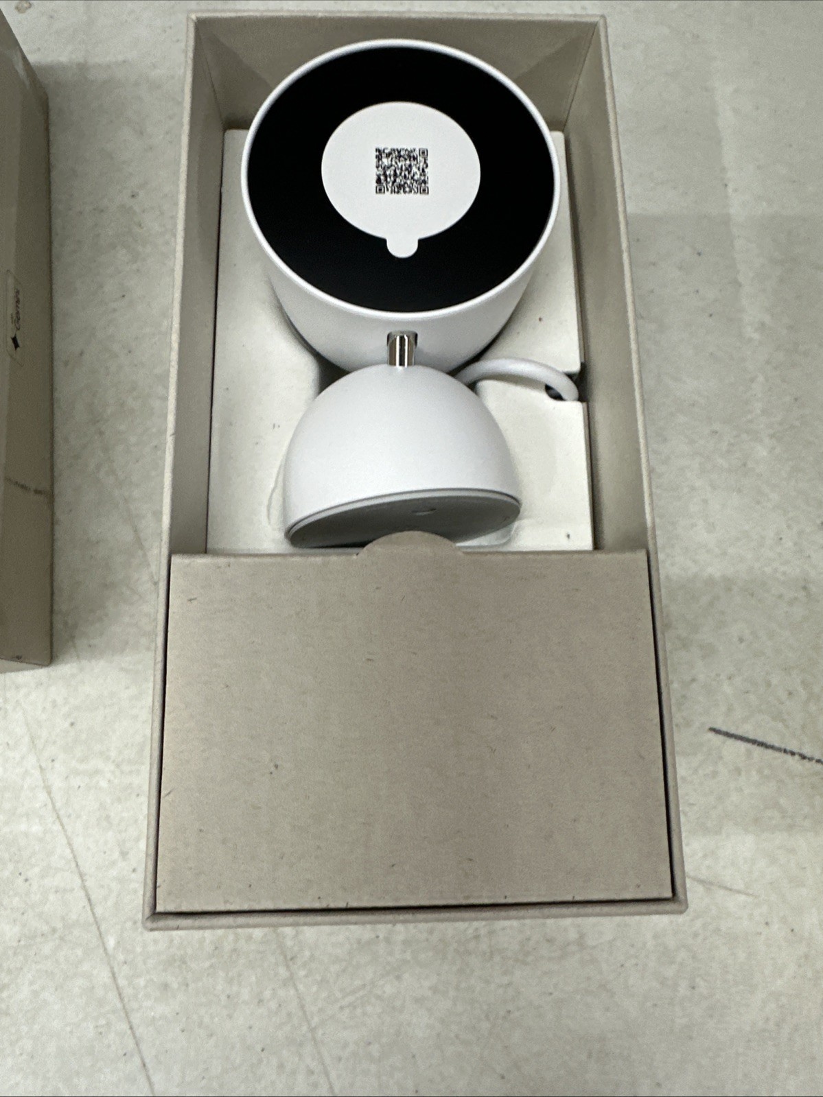 Google Nest Cam Indoor (Wired, 3rd Gen) – Indoor Security Camera with 2K Video 1