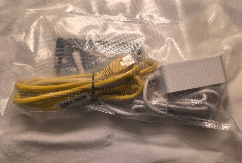 Eufy Security S380 HomeBase T8030 (Power supply + LAN + Samsung 250 GB SSD 2.5)
