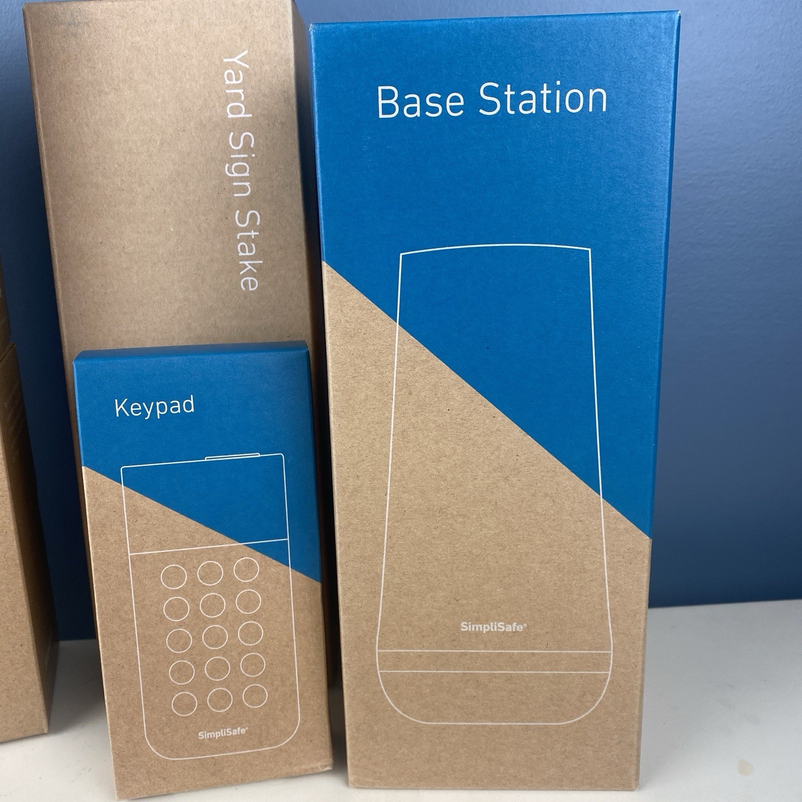 SimpliSafe Home Security System Bundle Lot – Cameras, Sensors, Siren, Keypad