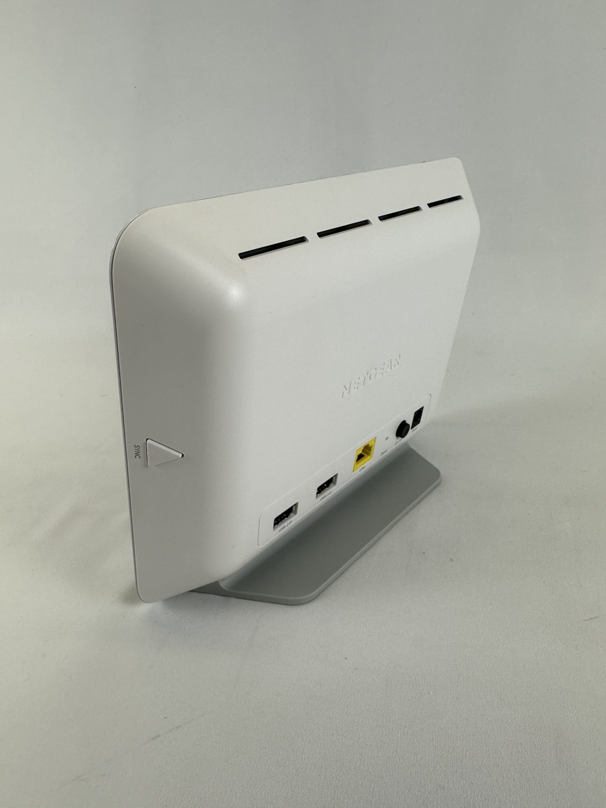Netgear SecurityBaseStation Wireless Wi-Fi Router VMB3000 Hub UNIT ONLY FREE S/H