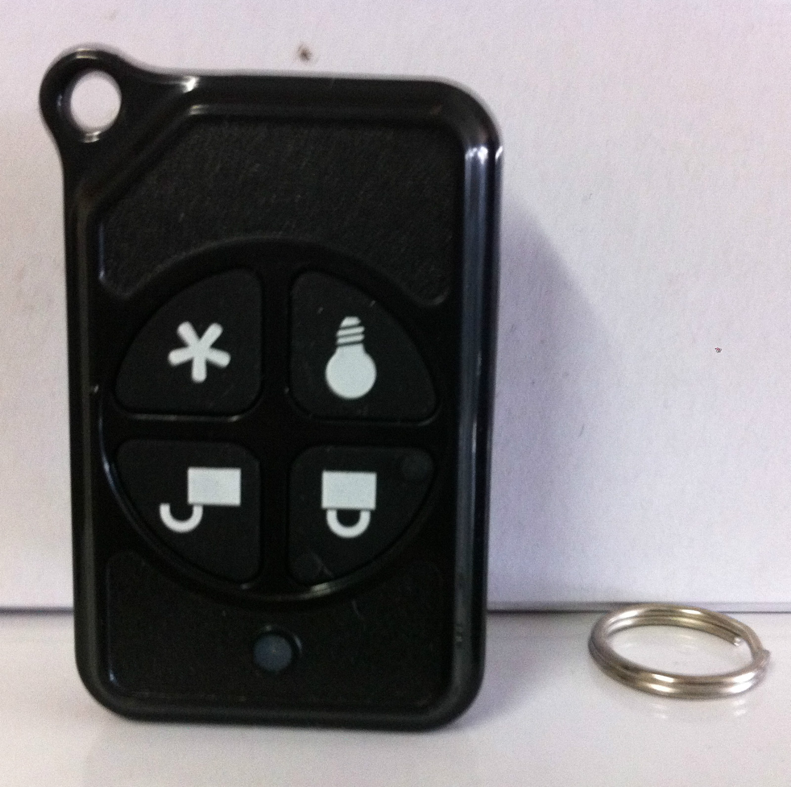 Brand New “2” GE 600-1064-95R 4 Button Wireless Remote Keyfob, Simon, Battery