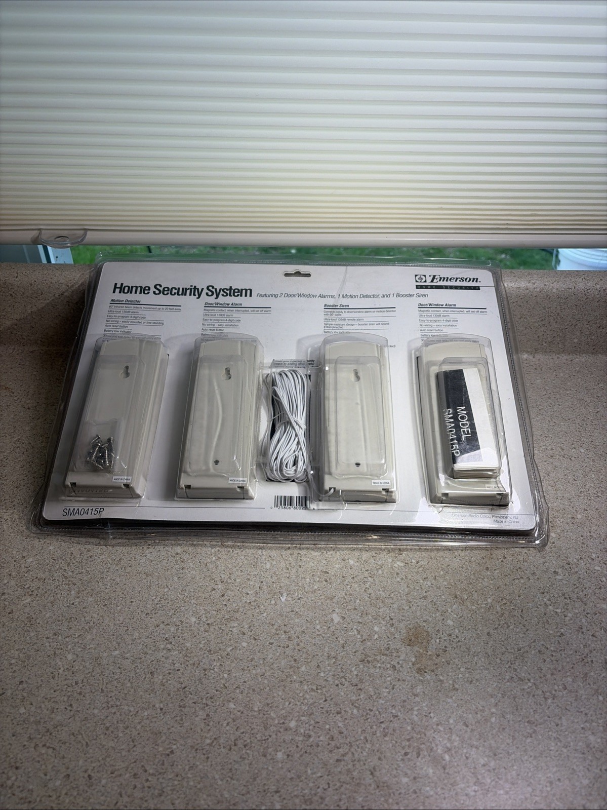 Emerson Home Security System 2 Alarms Motion Detector and Siren SMA0415P NEW