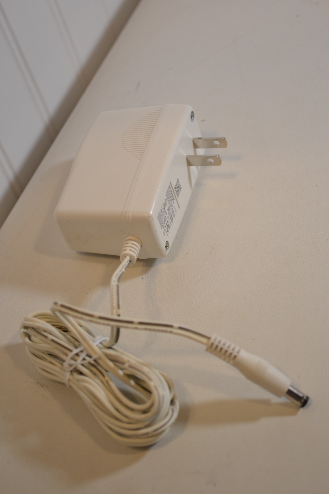 Netgear 2ABL030F 332-10948-02 12V 2.5A AC Power Adapter for Orbi RBR50 Router
