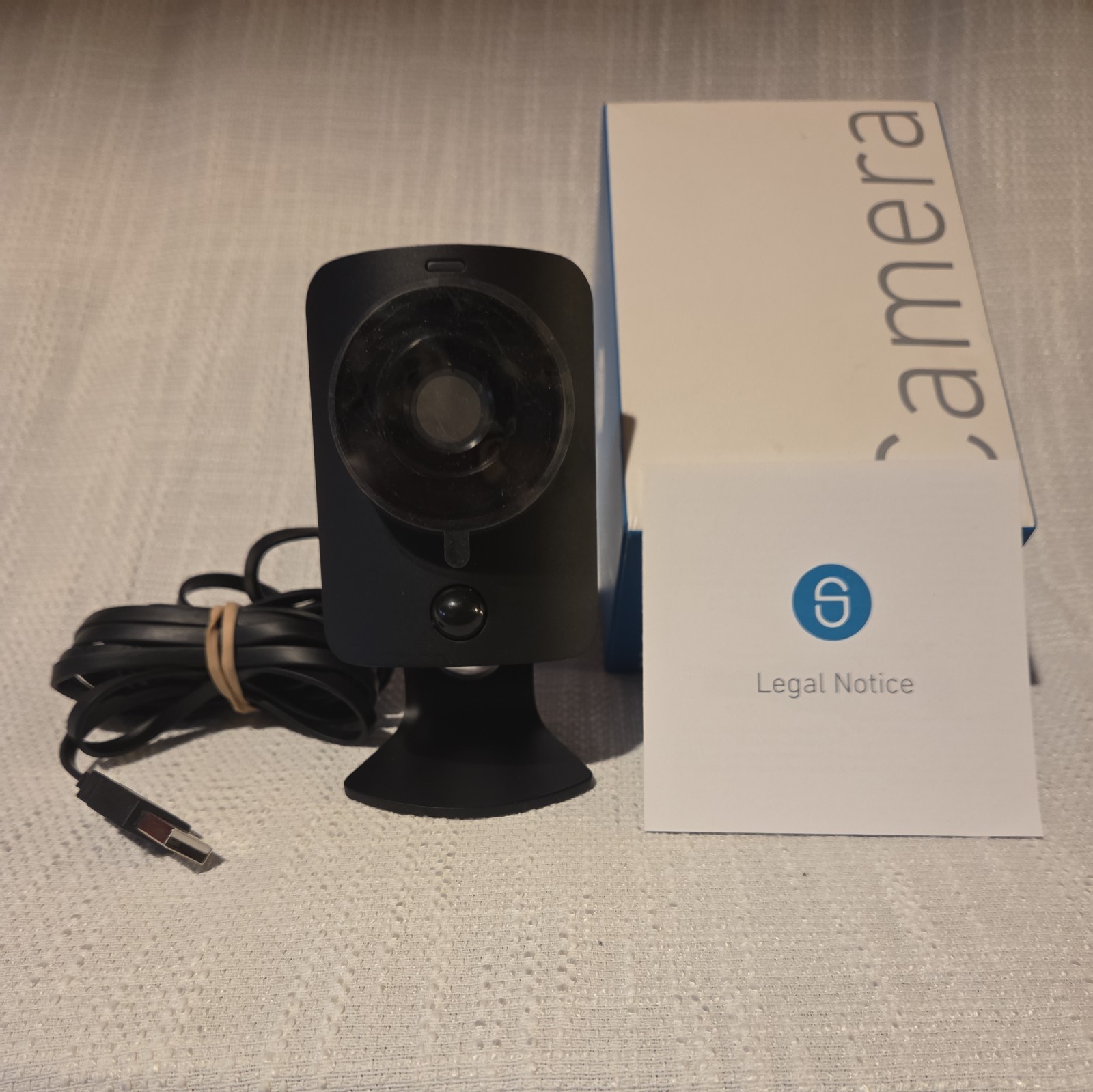 SimpliSafe Indoor Camera Wi-Fi HD Security Camera Model SSCM1 W/Cable 1080P HD