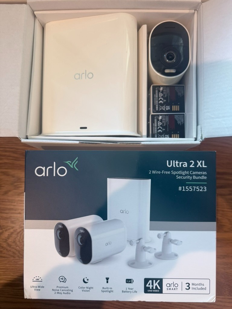 Arlo Ultra 2 XL 4K Wireless Smart Spotlight Security Camera System with SmartHub