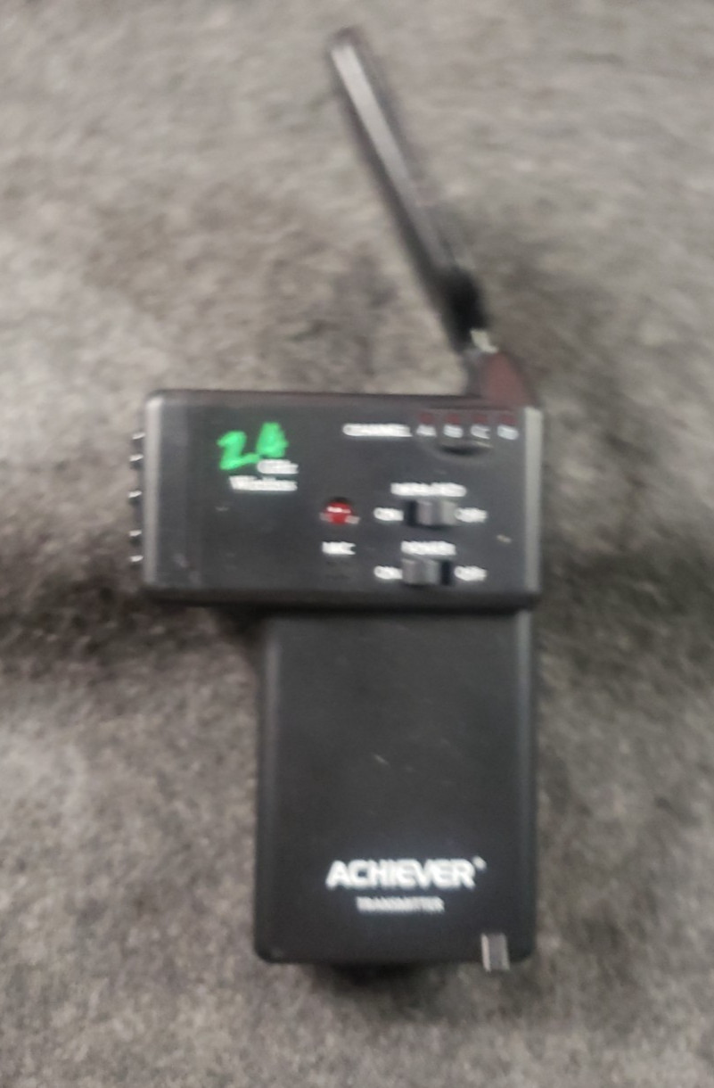 VTG Achiever 2.4 GHz Wireless Security camera Only UNTESTED….. ……(C12B1)