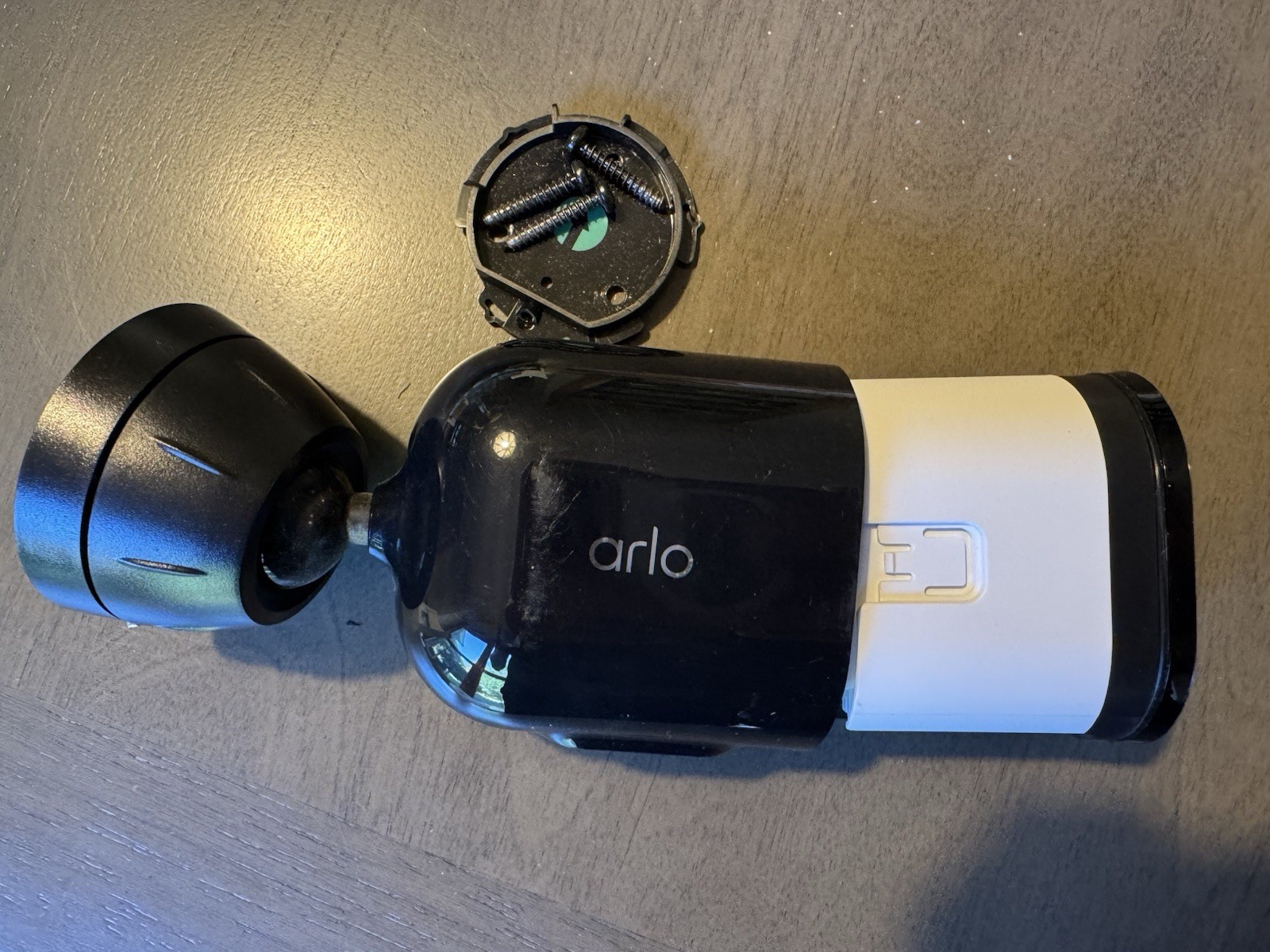 Arlo Pro 5s Wireless With Total Security Mount (No key)