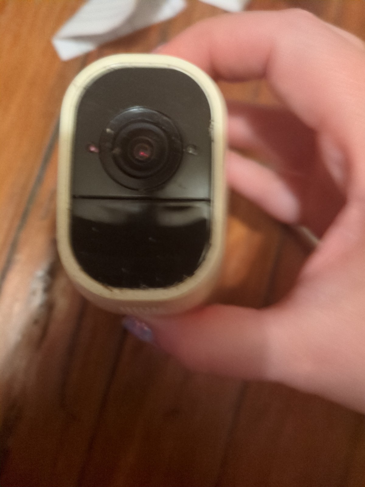 Arlo Pro Smart Hub w System with Wire- Free System (VMB5000)(VMA5600)