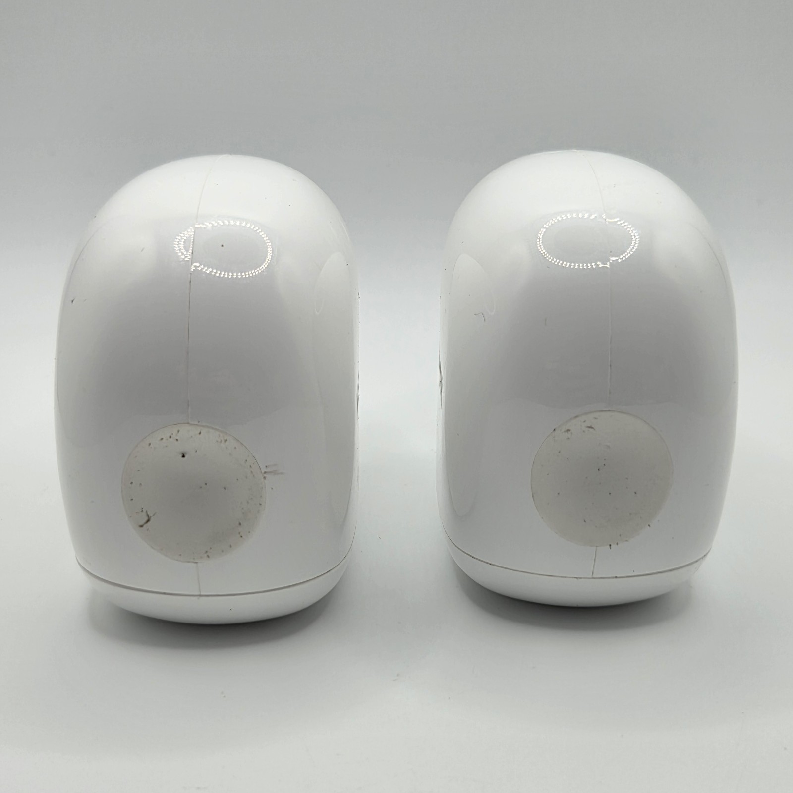 2 Netgear Arlo VMC3030 Add-On Wireless Security Cameras – Unstested Parts