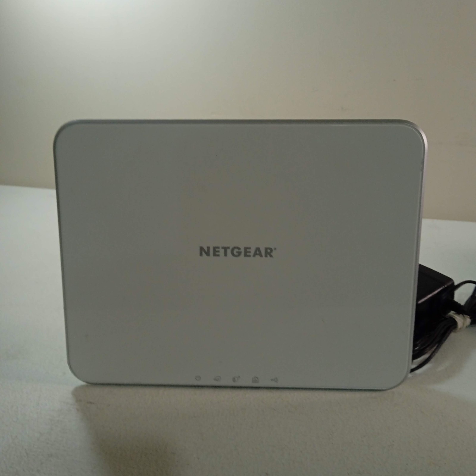 Netgear Arlo VMB3000 Smart Home Base Station W/ AC Power Adapter