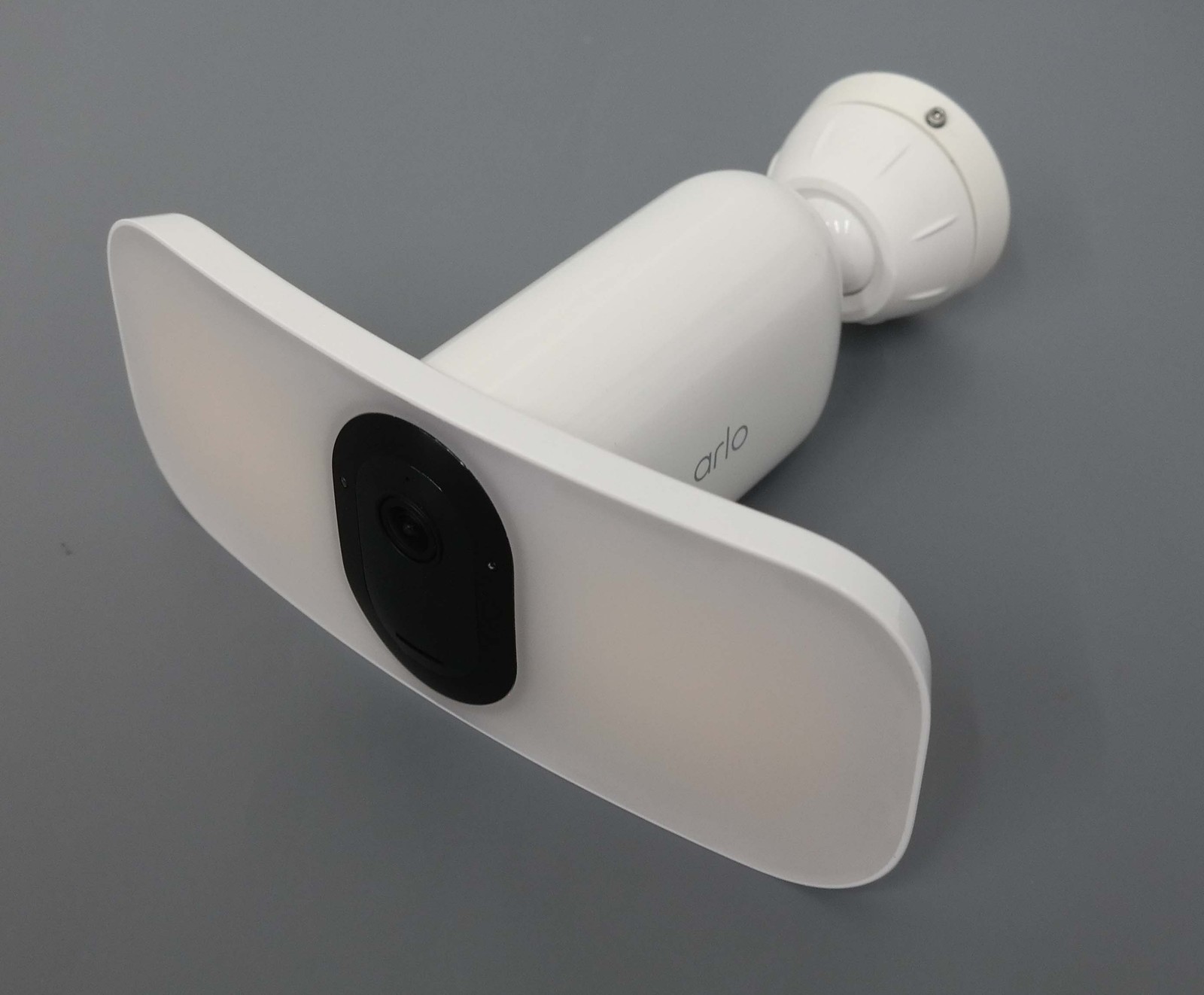 Arlo Pro 3 FB1001 Floodlight Indoor/Outdoor Security Camera – White