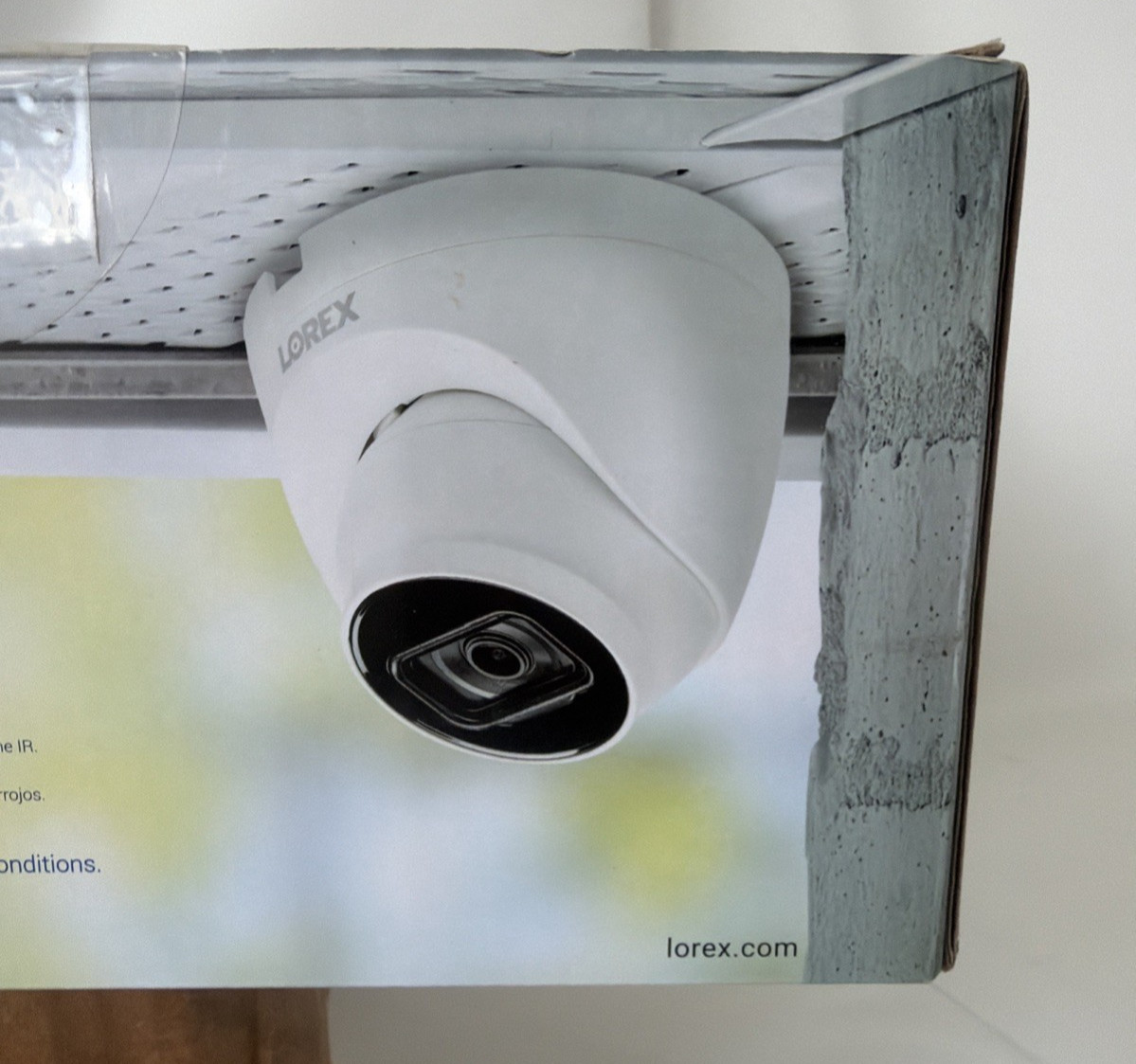 Lorex 4K Ultra HD Security IP Dome Camera IR, Audio, And Night Vision E841CD-E