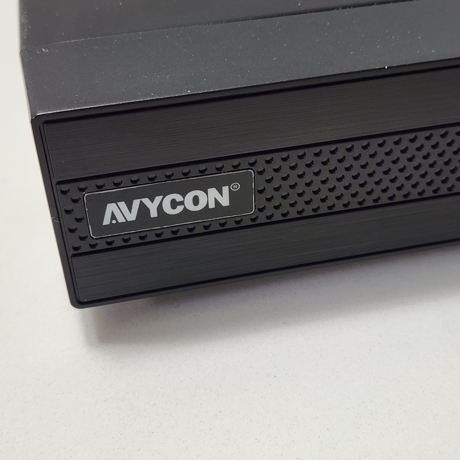 Avycon 4 Channel 4K 8MP Security DVR 2TB Hard Drive H.265 w/ Remote & Mouse