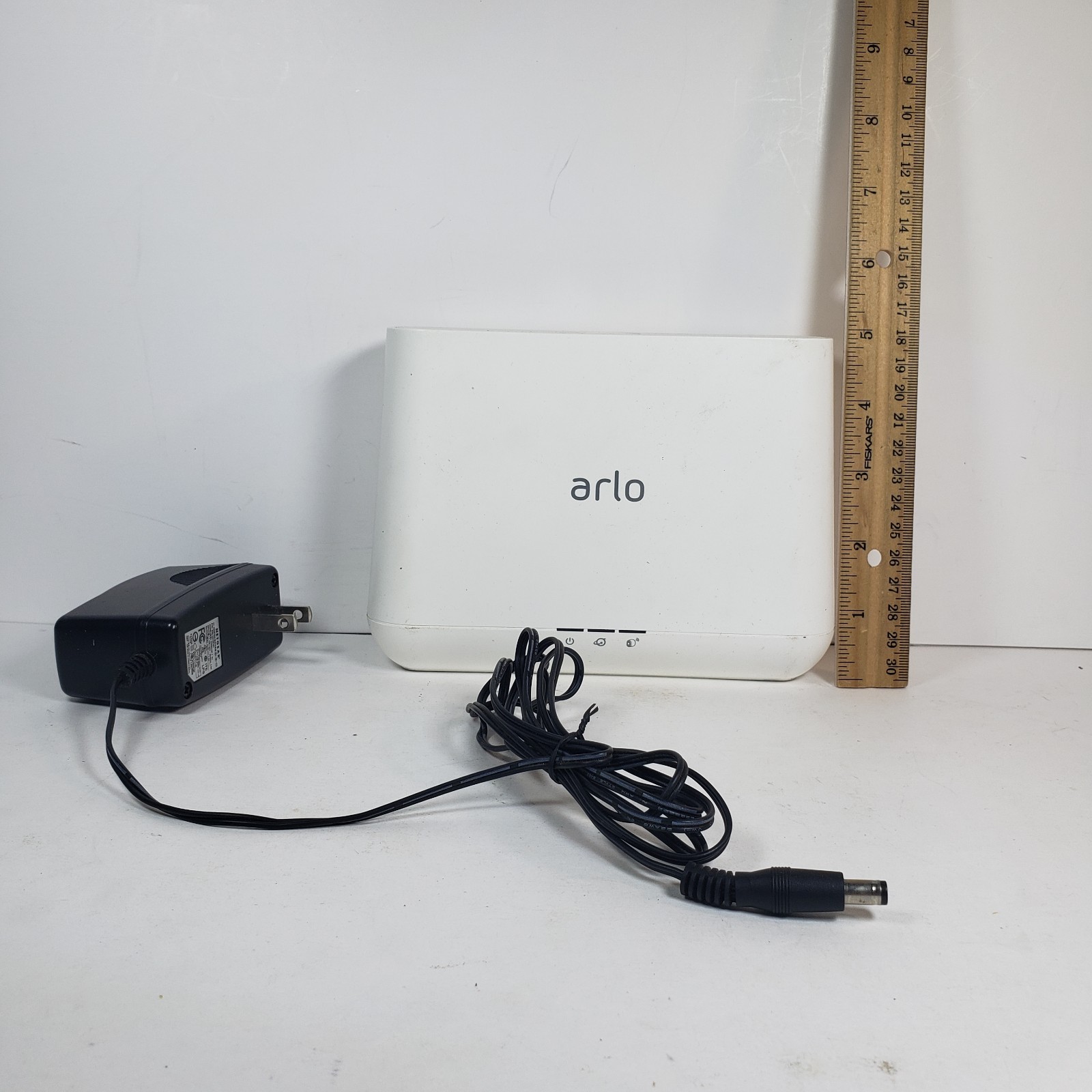 Arlo VMB4000 Base Station and Power Supply – For Parts Or Repair Untested