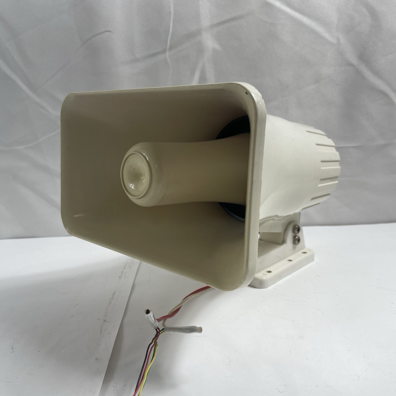 SIR-38 Electronic Siren Dual Tone 30 Watt 6-12V DC
