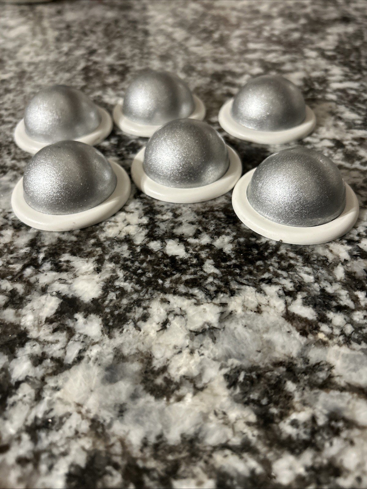 NETGEAR ARLO VMC3030 SET OF 6 MAGNETIC MOUNTS E5876