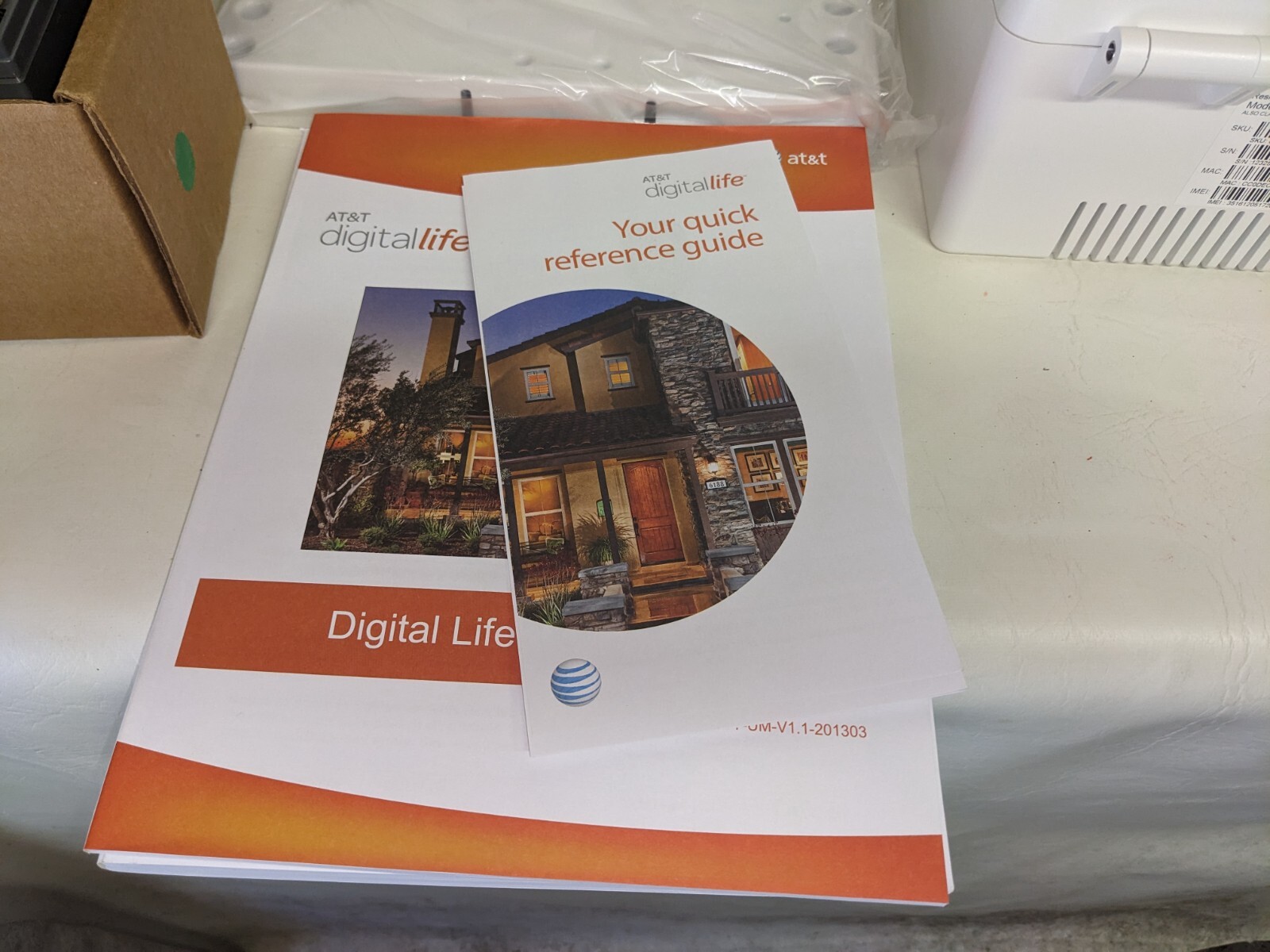NEW!!! AT&T Digital Life Hub – Home Security System Model DLC-100 (1E)