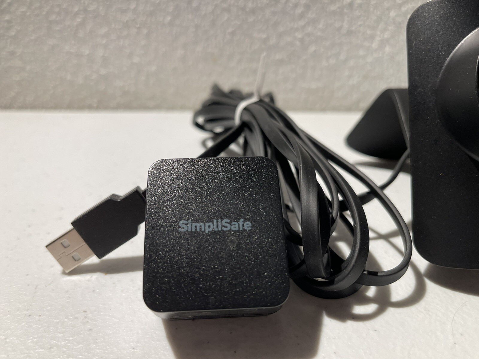 SimpliSafe Simplicam Indoor Security HD Camera Model: SSCM1