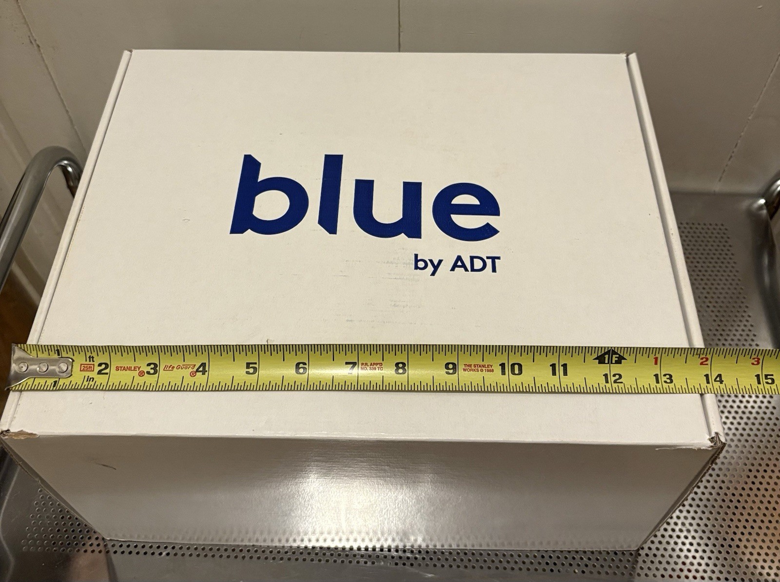 Blue by ADT Smart Home Hub Security System S40LR0-01 Hub 6 Sensors & 1 Motion