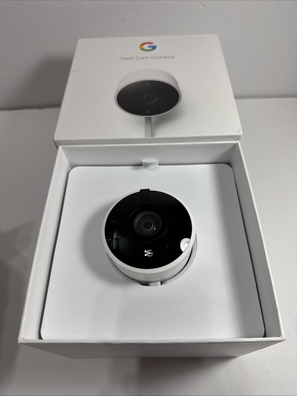 New Google Nest Cam Outdoor 1st Gen A0033 (NC2100ES) IOB