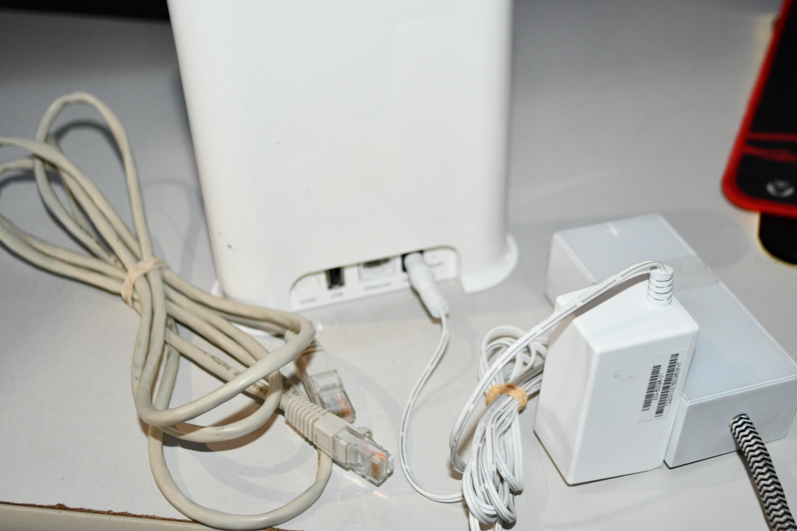 NETGEAR Arlo PRO VMB4540 Smart Hub Base Station & oemPower Adapter W1F