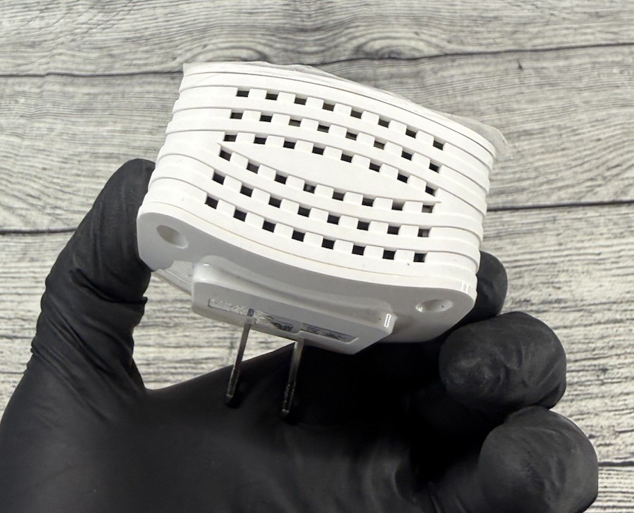 New Arlo Bridge By NetGear ABB1000 For Arlo Security Lights